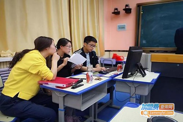 隆德教育加盟门店