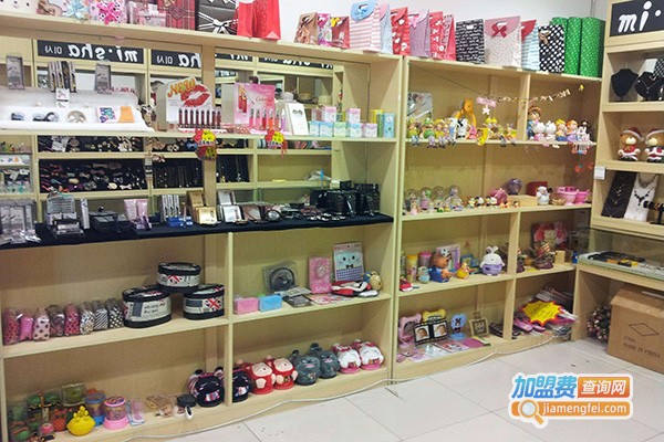 琪琪饰品店加盟门店