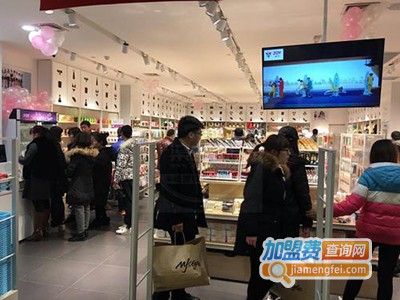 悦悠韩式生活百货加盟门店