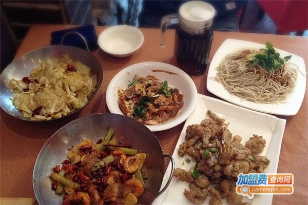 董大师金牌稻香蛙加盟费