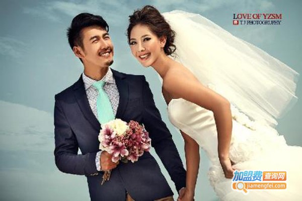 艺姿尚美婚纱摄影加盟费