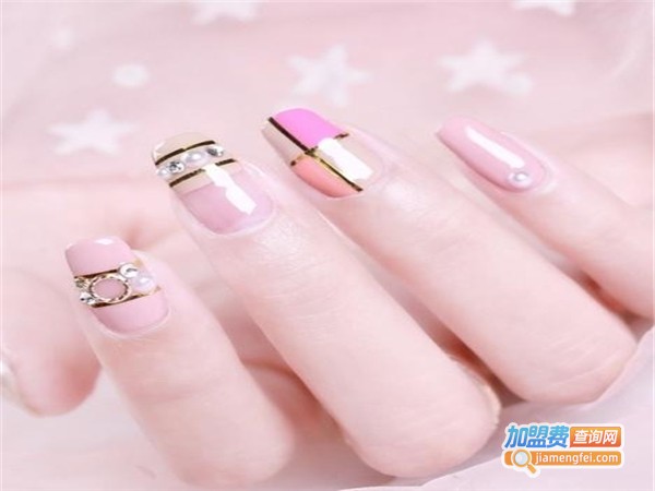 靓丽美甲加盟费