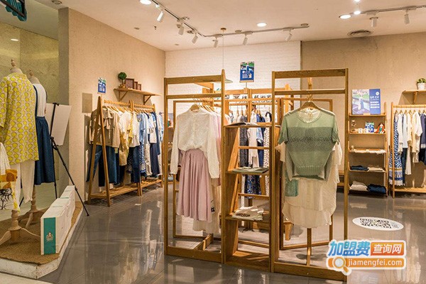 趣歌风尚女装加盟门店
