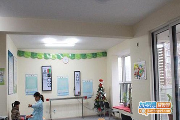 黑眼睛视力健康工作室加盟费