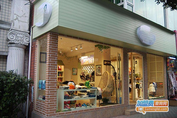 宝贝基地童装加盟门店