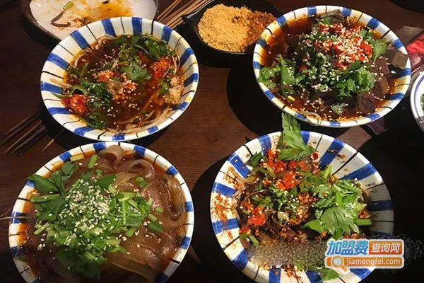 杠上开花·串串香加盟门店