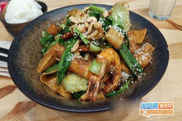 食间麻辣香锅加盟门店