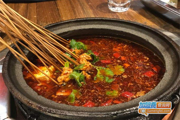 福娃子泥锅麻辣串加盟费