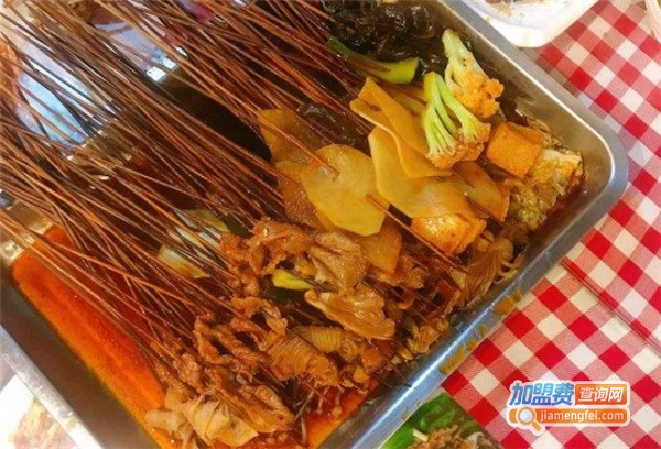 小哥串串香加盟费