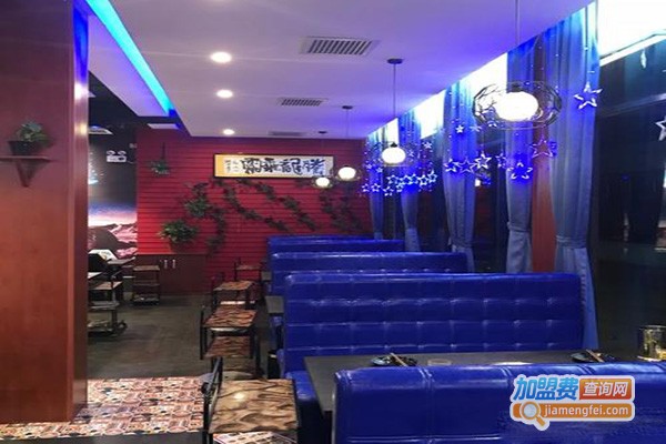 炫星空小郡肝串串香加盟门店