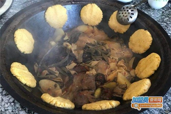 塞外村大笨锅乡村铁锅炖