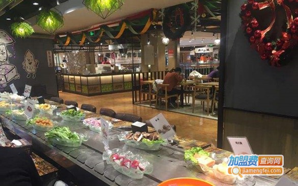 AZAAZA回转自助火锅加盟门店
