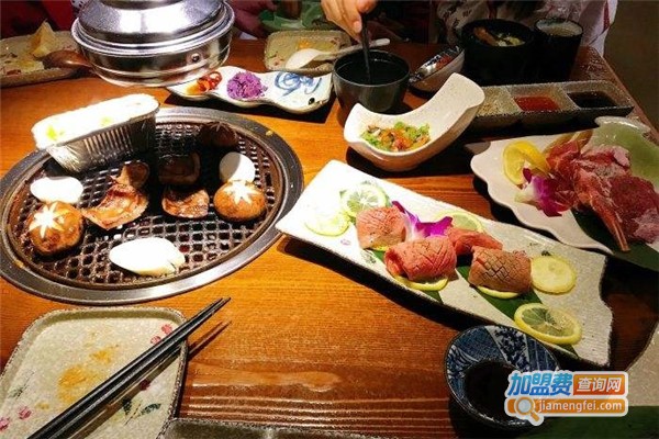 秋天的食堂加盟费