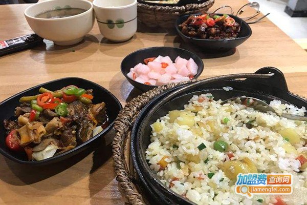 回味碗土家洋芋饭加盟门店