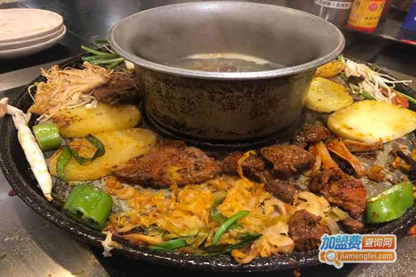 巧板烤肉自助加盟费