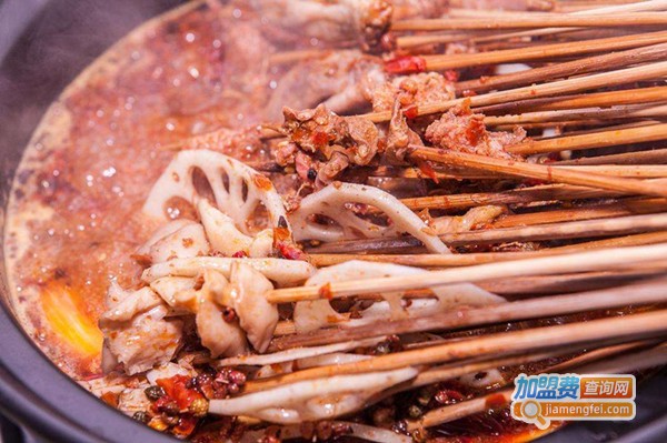 侬香香串串香加盟费