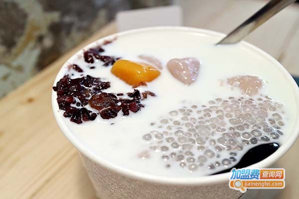 小神气黑白嫩仙草加盟门店