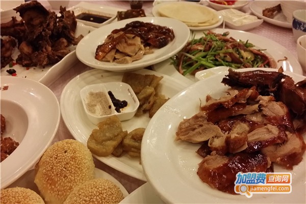 鸿运楼烤鸭店加盟费