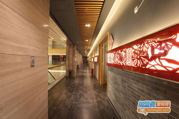 冠飨苑烤鸭店加盟门店