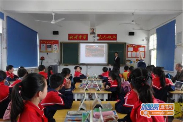 自主课堂智能教育加盟费