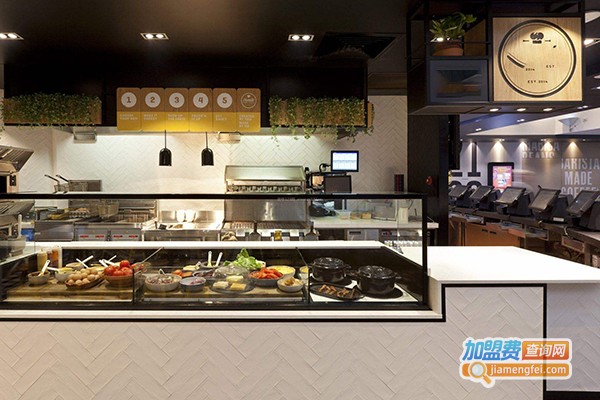 八月の茶加盟门店
