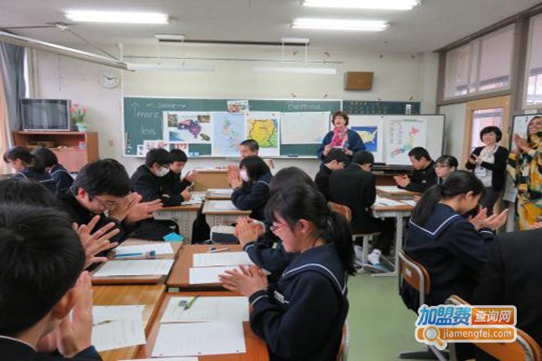 凝辉英语村加盟费