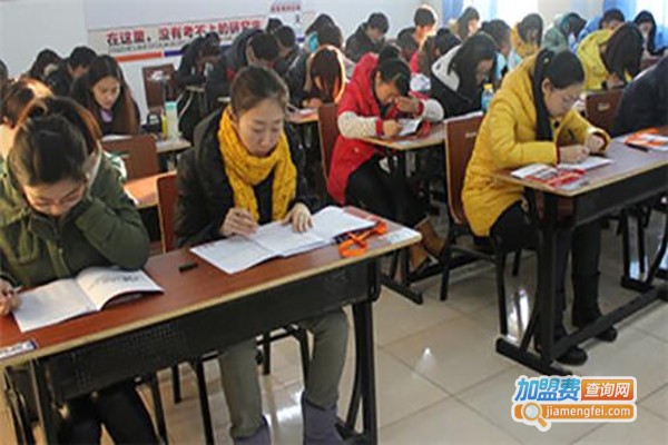 海贝春考培训学校