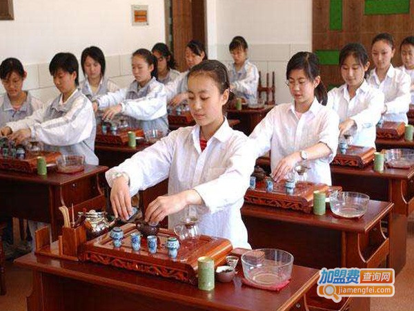 中庸培训加盟费