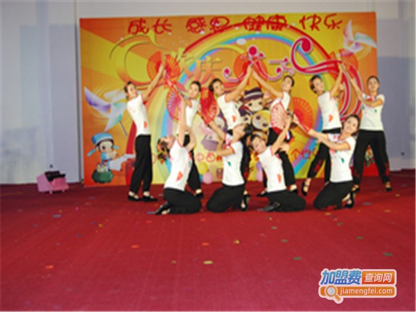 奕通国学幼儿园加盟门店