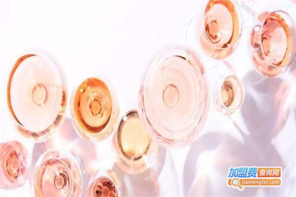 安吉丽娜红酒