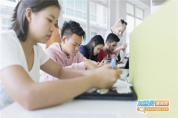 一学就会英语加盟费