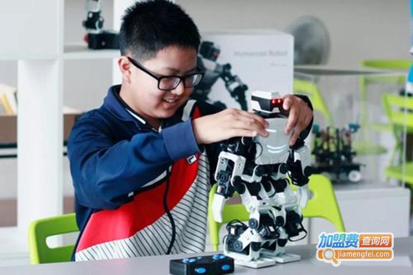 大巧橙机器人教育加盟门店