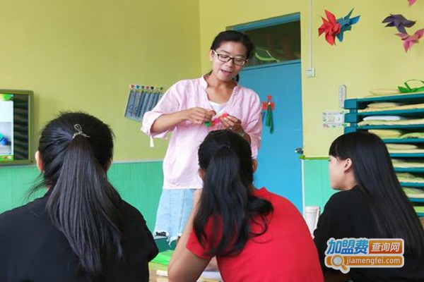 双美幼教加盟
