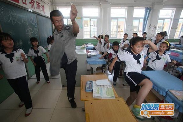 课成课外课