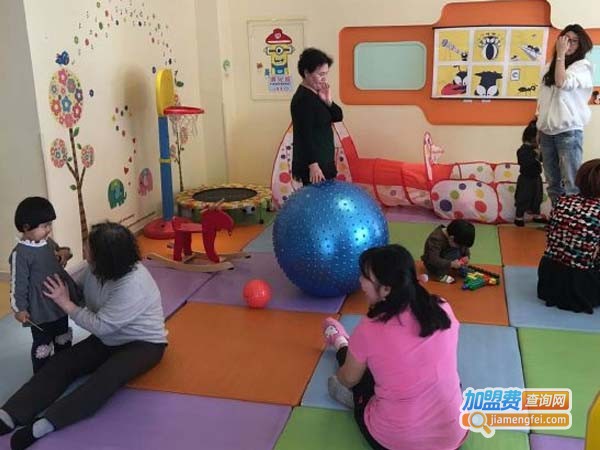 贝思聪国际早教中心加盟费