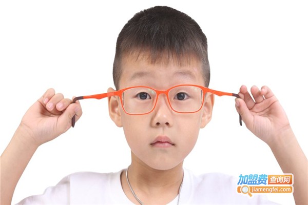 眼吧青少年视力训练营加盟