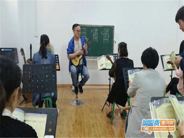 小百灵琴行加盟门店