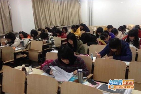 卓冉教育