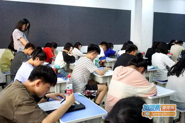 学远教育加盟费