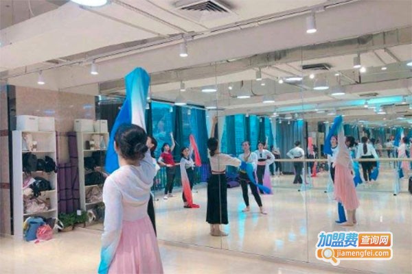 艺桥舞影加盟
