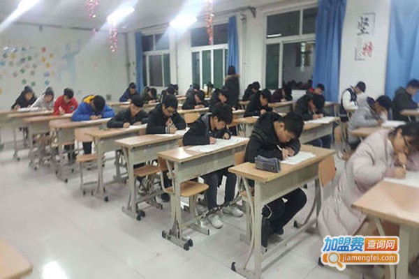 智博教育数学加盟费