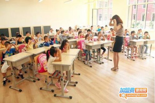 米迪少儿国际英语加盟费