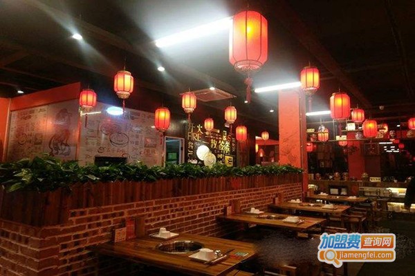 勺婆串串香加盟门店