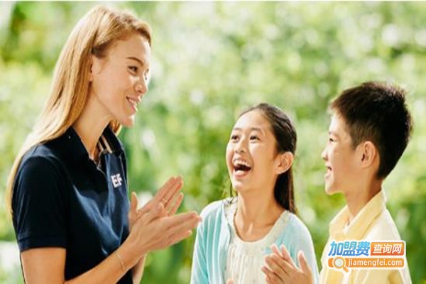 北大公学虫洞英语加盟费
