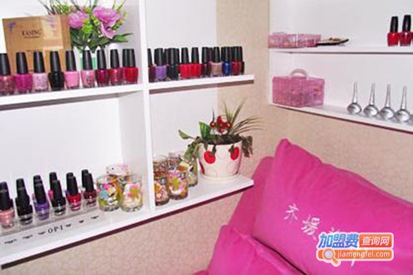 齐媛美甲加盟门店