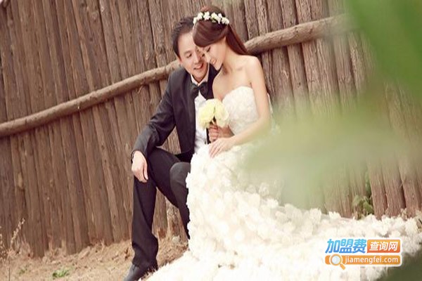 纯颖简爱婚礼会所加盟门店