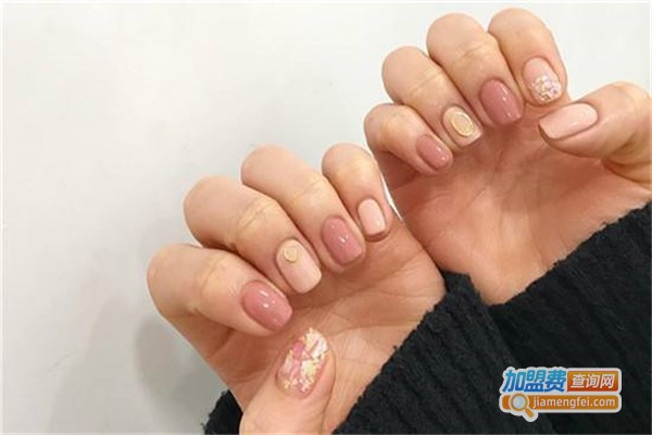 领尖美甲加盟费