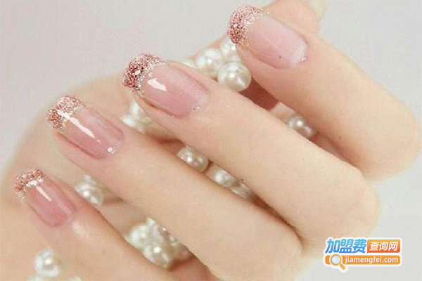 金夫人美甲化妆加盟费