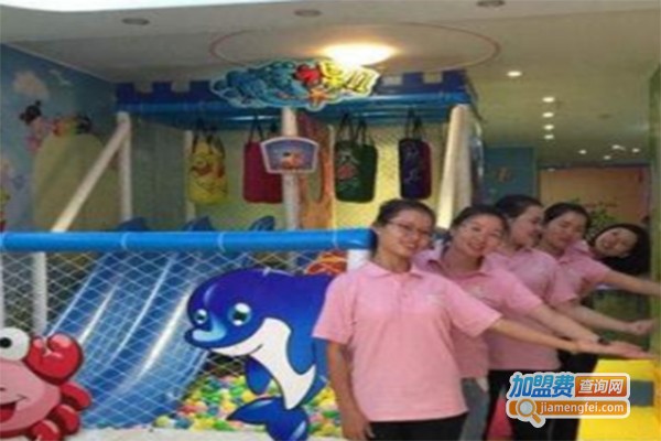 ucan四条小鱼亲子游园馆加盟费