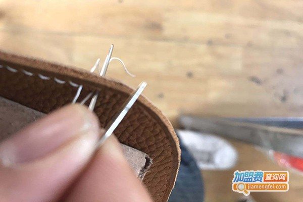 泽鑫皮具加盟费